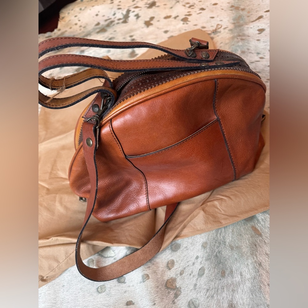 Patricia Nash Brown leather handbag - Picture 3 of 6